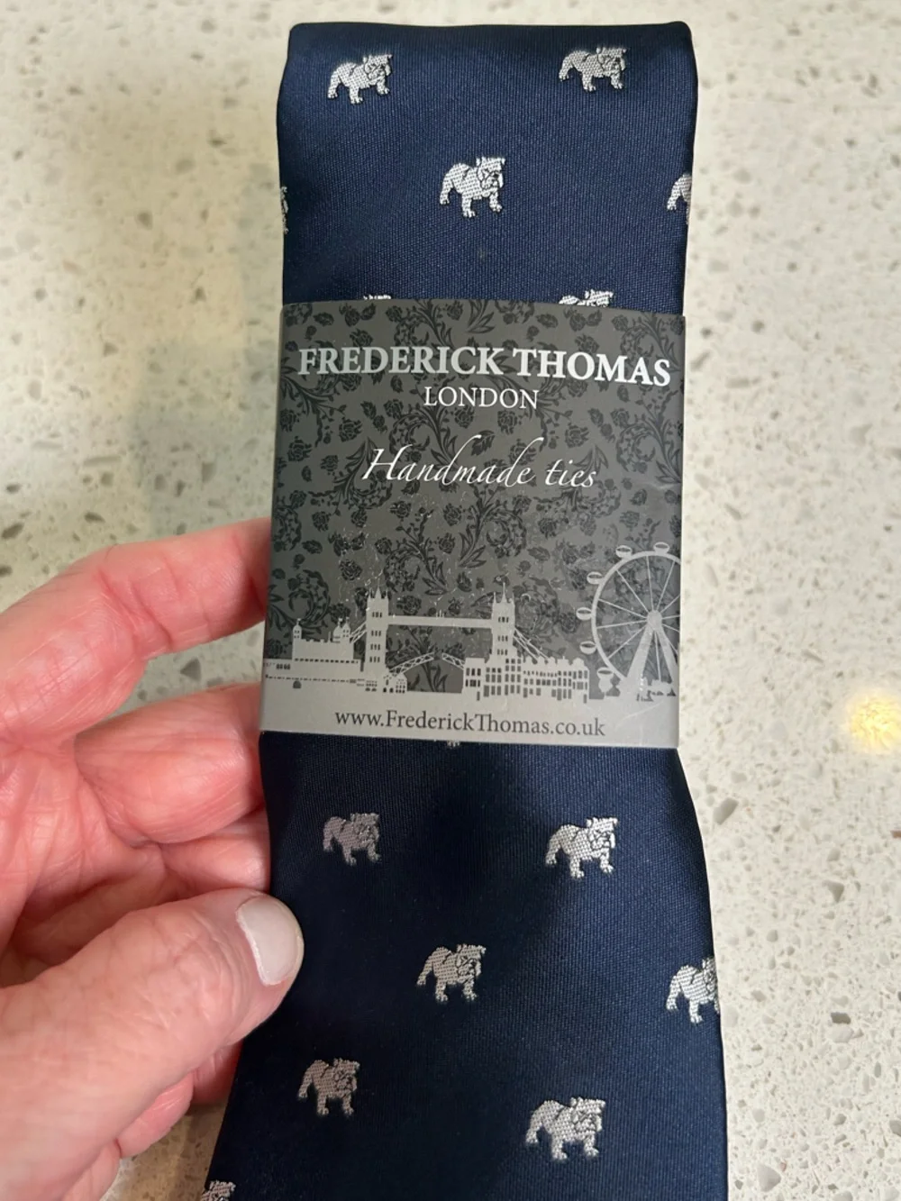 Frederick Thomas London Navy British‎ Bulldog Handmade Tie NWT